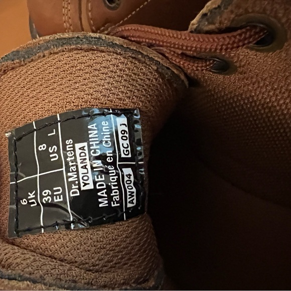 Dr. Martens Yolanda Boot - Picture 4 of 4